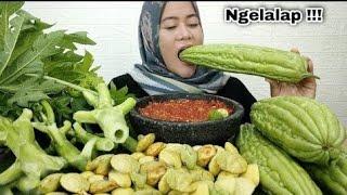 MUKBANG LALAPAN MENTAH BATANG PEPAYA + PARE + JENGKOL MUDA.