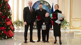 Ислам Мальсуйгенов и Зульфия Чотчаева -Звания Заслуженных Артистов Карачаево-Черкесской Республики