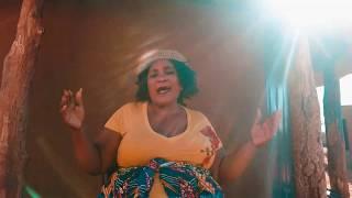 QUEEN JAY - INHLIZIYO YAMI Official Video