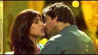 Forced kiss of Bollywood HoT n HD