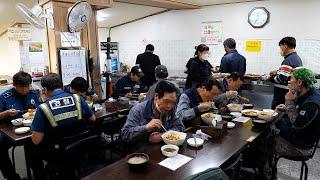 뼈해장국 + 제육볶음 + 보리밥 무한리필이 단돈 6천원 배터지는 집밥 뷔페  Bibimbap + Bulgogi  All-you-can-eat Korean Buffet $5.3