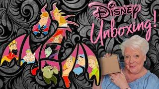 UNBOXING Walt Disney World PARKS Mystery Blind Box Pins Maleficent