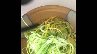 Zucchini & Squash Pasta in Turkey Sauce - pasta de Calabazin en Salsa de Pavo