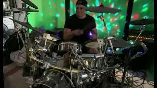 Mark Minervini playing drums to Easy Lover