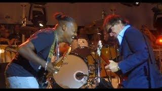 Best guitar duel ever Joe Bonamassa and Eric GalesJohn Henry