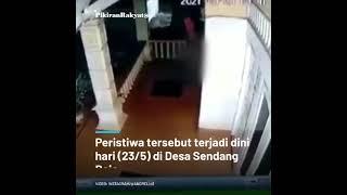 Video Viral Pria Telanjang Mengendap-endap di Rumah Warga