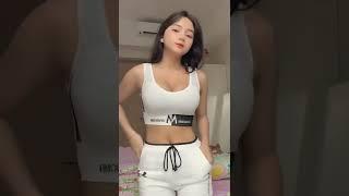 Kienzy Sexy Full Boddy #shorts #youtubeshorts #kienzy #trending #subscribe #tiktok #viral #sexy