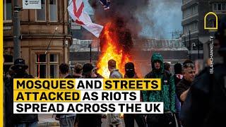 Far-right yobs terrorise UK streets and attack mosques.
