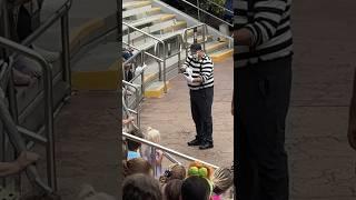 So sweet  He didn’t expect that ️ Tom mime SeaWorld #seaworldmime #funny #fun #funnyvideo #comedy