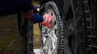 Deep Cleaning Wheels & Tyres - Range Rover #shorts