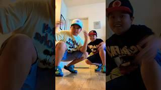 YO BUNNY #viral #dance #shortvideos #foryou #twinning #twindancer #viralvideos #shorts