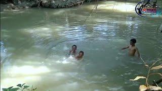 MANDI DI SUNGAI MAKAN MAKAN