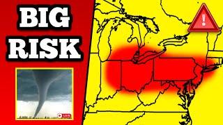 The Tornadoes Near Cleveland Ohio As It Occurred Live - 8624