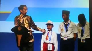 LUCU BANGET  ANAK SD BERANI NGOMONG IKAN KONTOL KE PRESIDEN JOKOWI