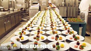 How The Worlds Largest Cruise Ship Makes 30000 Meals Every Day