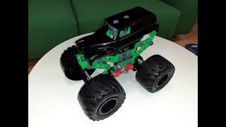 MECCANO JUNIOR GRAVE DIGGER MONSTER TRUCK BUILD IT SLIDE SHOW