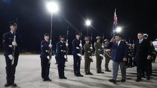 Momen Menhan Prabowo tiba Pangkalan Angkatan Udara RAAF Base Fairbairn Canberra.