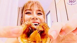 VR 360 - The Wildest Seafood Hand-eaten Blood Cockle I Mukbang ASMR