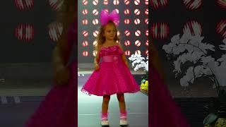 Fashion show of little fashionista Varvara Krassa with a super bow. kid model #kidsmodelshow