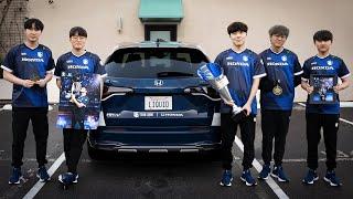 Honda x Team Liquid  CoreJJ hands out the hardware to his LCS teammates