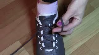 Life hack Tie a shoelace in 2 seconds