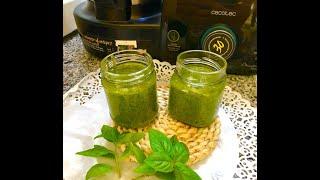 Pesto di basilico fatto in casa