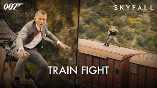 SKYFALL  Train Fight – Daniel Craig Naomie Harris  James Bond