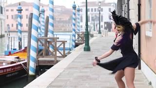 Violet Queen - Dreaming Venice