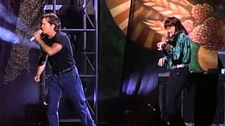 John Mellencamp - Lonely Ol NightCrumblin Down Live at Farm Aid 1999