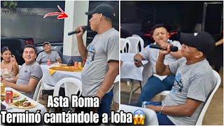 En plena fiesta rola le dedica una canción a Lobaen vivo y a todo pulmón le canta rola a Loba