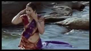 Anjali showing her awesome navel in wet saree - sexy mounds - dont miss . { Viewer Ratings   }