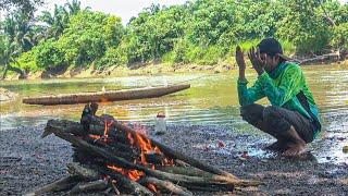 NIKMAT  Mancing & Bakar ikan dibawah pohon rindang dipinggir sungai