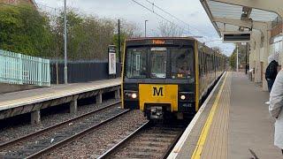 Tyne and Wear Metro - Metrocars 40024083 arriving at West Monkseaton 07042022