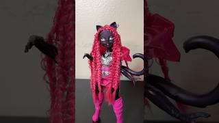 Let’s restyle this Monster High Core Catty Noir doll #dollrestyle #monsterhigh #cattynoir #restyle