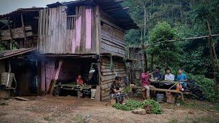 ไปนอนบ้านจง7คน สร้างแคร่ไว้นั่งนอน วิถีชีวิตจงปลูกพืชผักหาของป่าขาย อยู่อย่างสันโดษมาหลายปี วรวิช