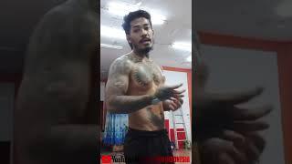 Kekar Berotot Sixpack Tatoan