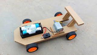 How to make a cardboard car without pulley .