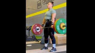 Big Powerful Girl Does Intense Heavy Lift 