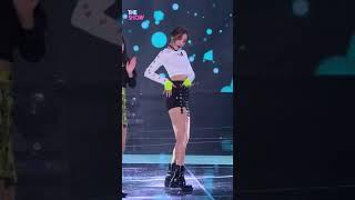 MOMOLAND Im So Hot YEONWOO Focus THE SHOW 190402