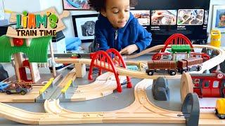 Brio World 33052 Deluxe Railway Set  Wooden Train Tracks for Kids  Train Videos  Unboxing  Play