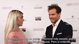 Jamie Dornan en los Oscar Wilde Awards 2403 Subtitulado