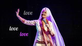 Snatam Kaur - I am Love LIVE in Sarasota 102319 Official Lyric Video