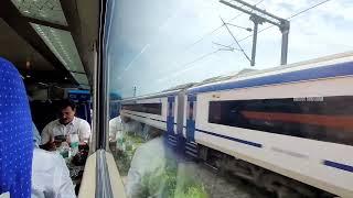 Saffron Vande Bharat Express Xing with Vande Bharat Express