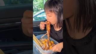 ASIAN MOM IS PISSED CUZ SHE ORDERED A SALAD BUT GOT THIS INSTEAD... #shorts #viral #mukbang