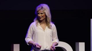 How Vultures Innovate Forensic Science  Lauren Pharr  TEDxLSU