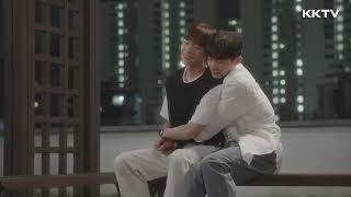 《我們的模擬戀愛》#李勝奎  #李鍾赫  在公司頂樓抱抱 - EP06 精彩片段｜KKTV 線上看