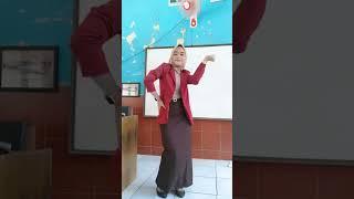 ROK SPAN IBU GURU CANTIK