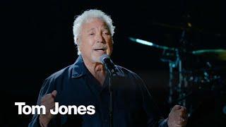 Tom Jones - I Wont Crumble With You If You Fall - Live @ o2 Shepherds Bush Empire London