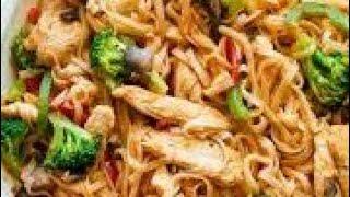 Stir Fry Chicken Noodles 鸡肉炒面 H.K