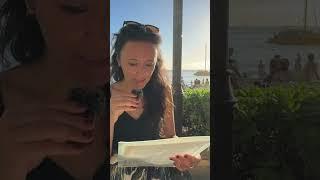 Places to Eat in Waikiki  Beach Bar at Moana Surfrider  ↑ Click for FULL video